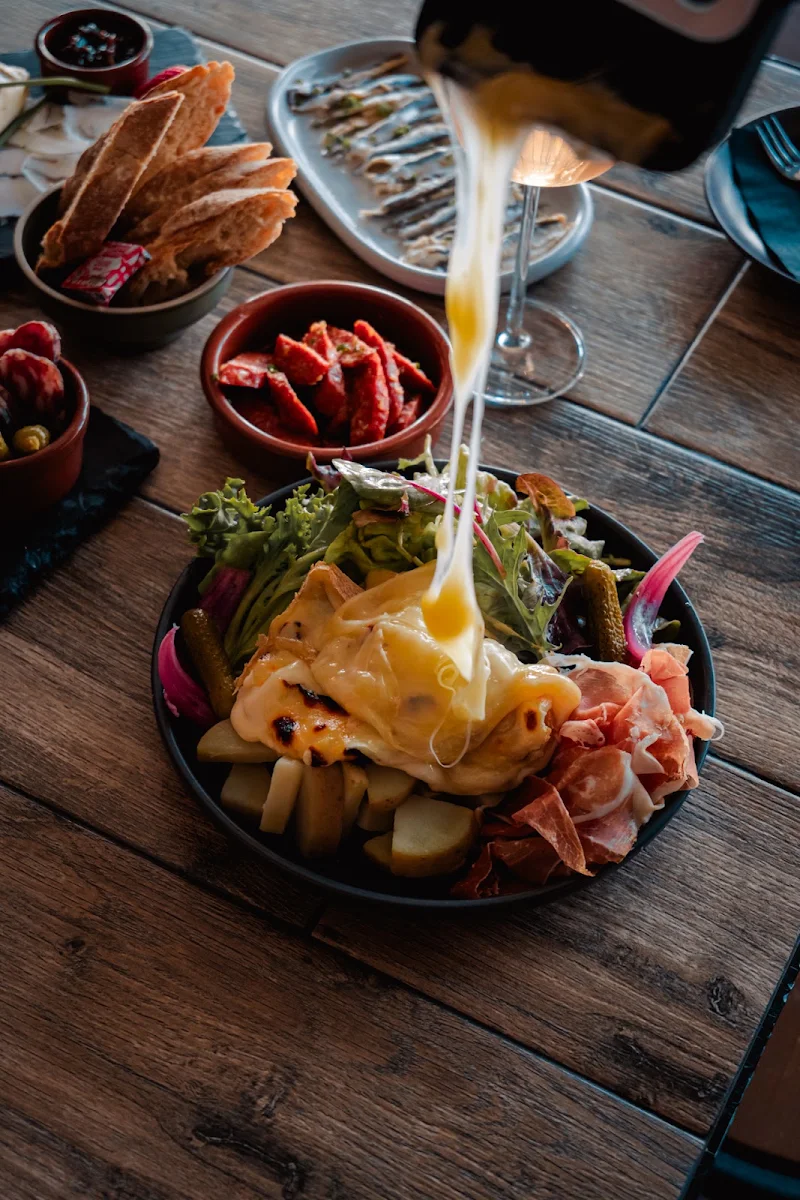 Food & drink, Lucien - Wine Bar