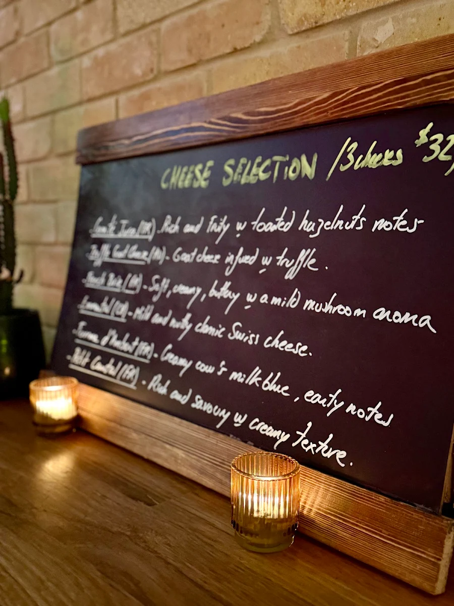 Menu, Lucien - Wine Bar