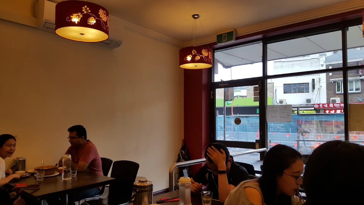 Vibe, Tasty Eating House