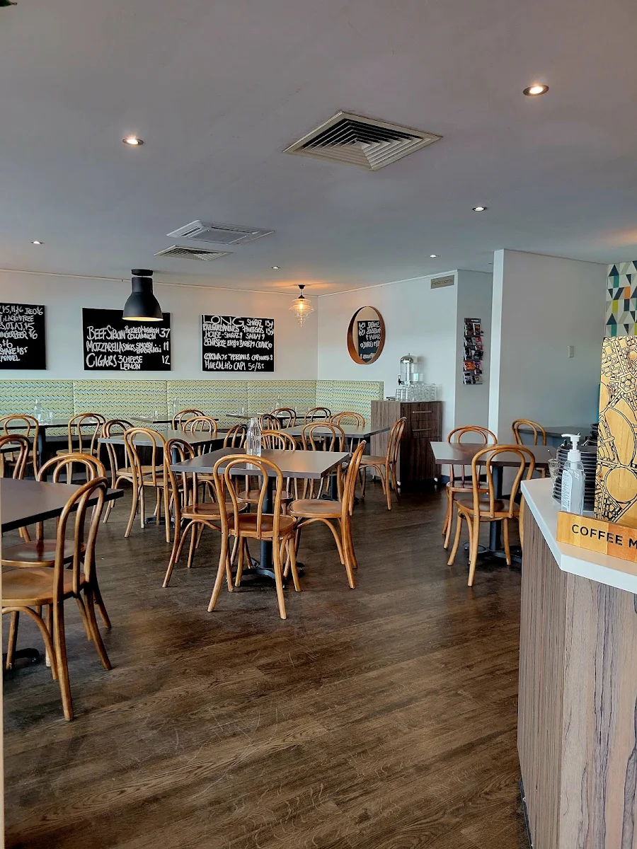 Vibe, Trev’s Restaurant and Cafe