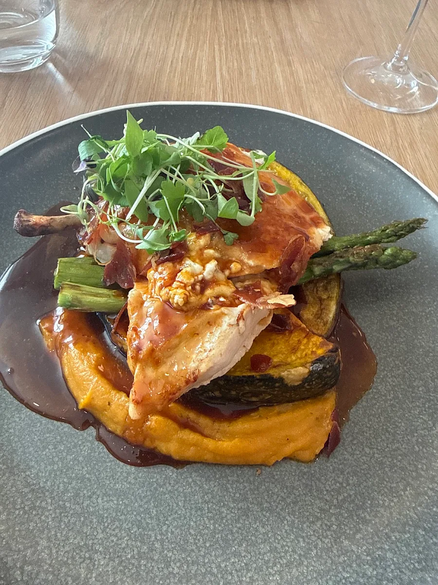 Food & drink, The Coast Restaurant