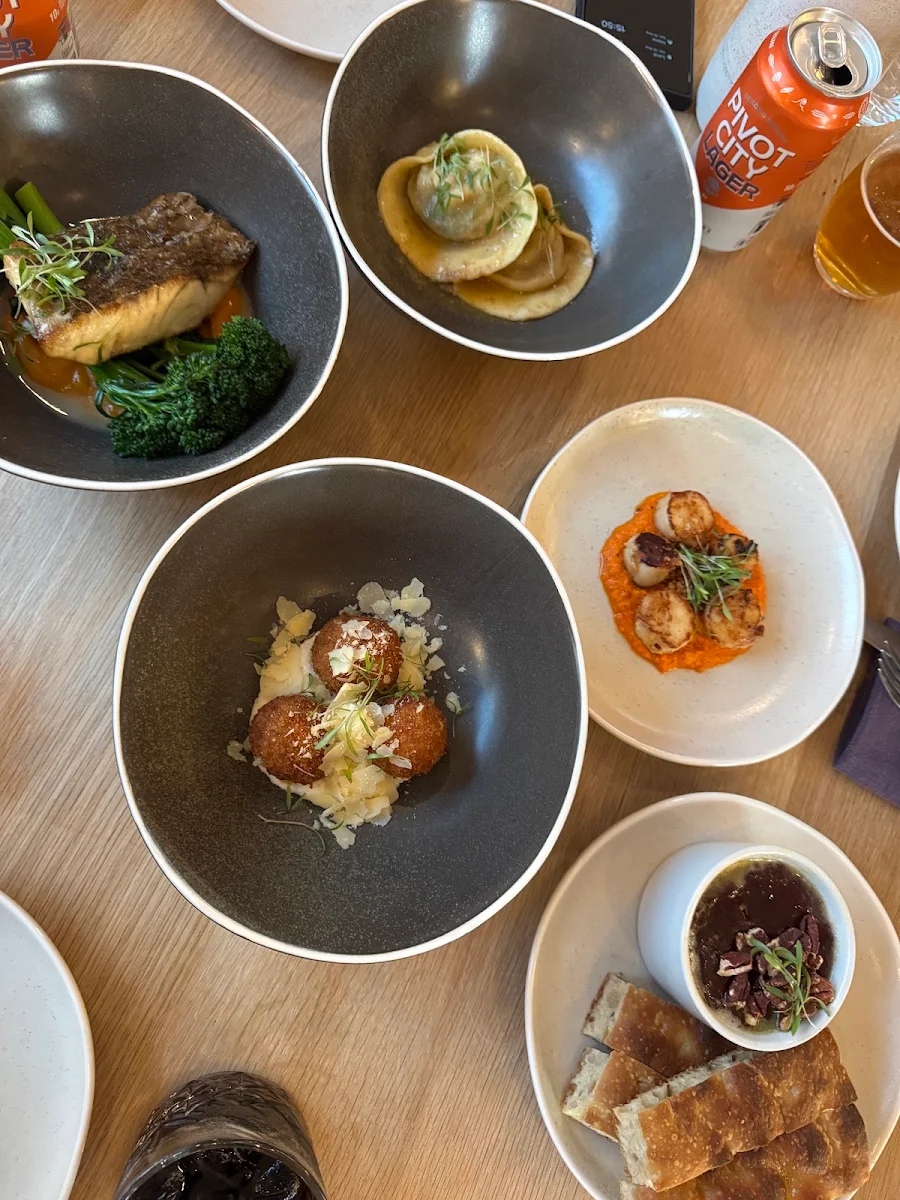 Food & drink, The Coast Restaurant