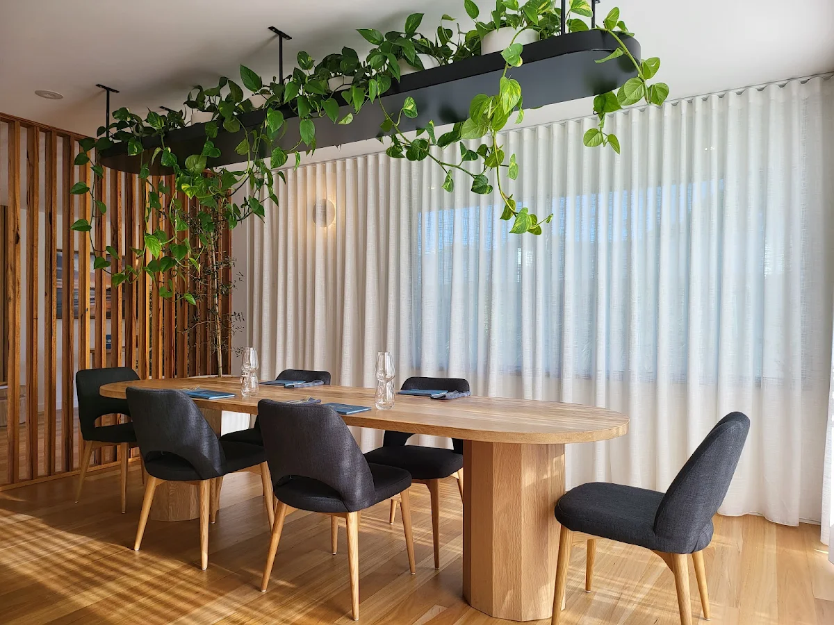 Vibe, The Coast Restaurant