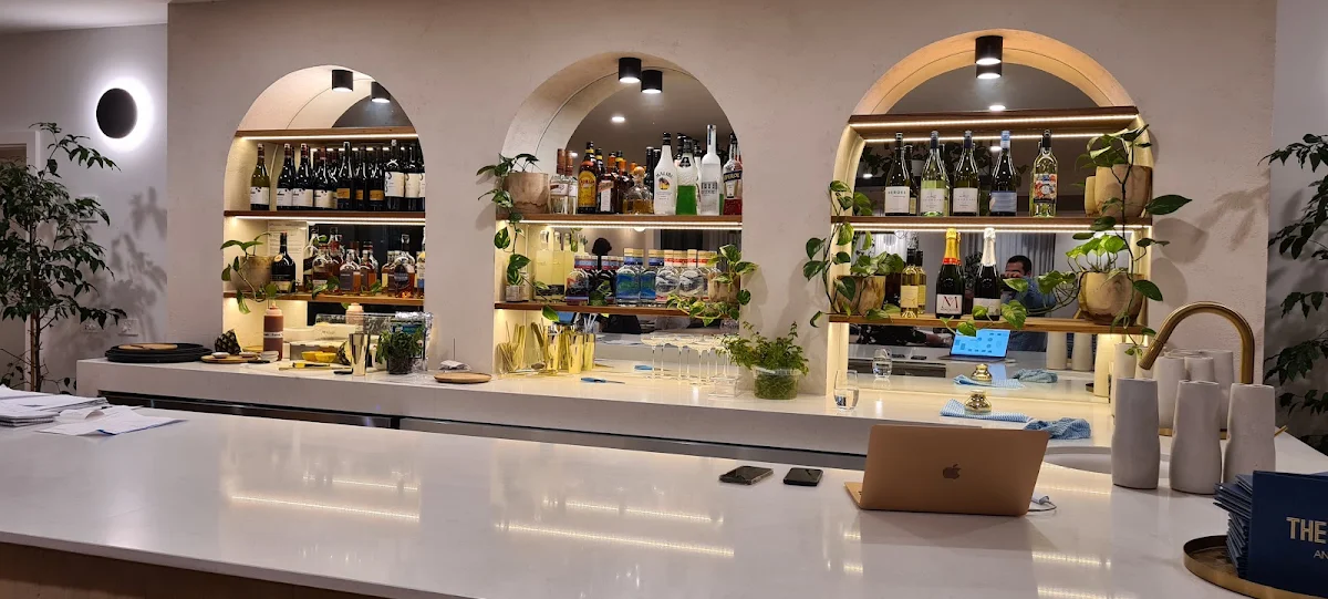Vibe, The Coast Restaurant