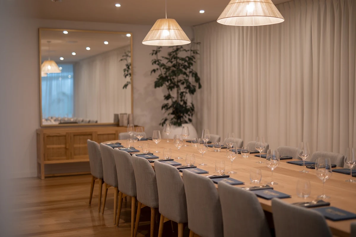 Vibe, The Coast Restaurant