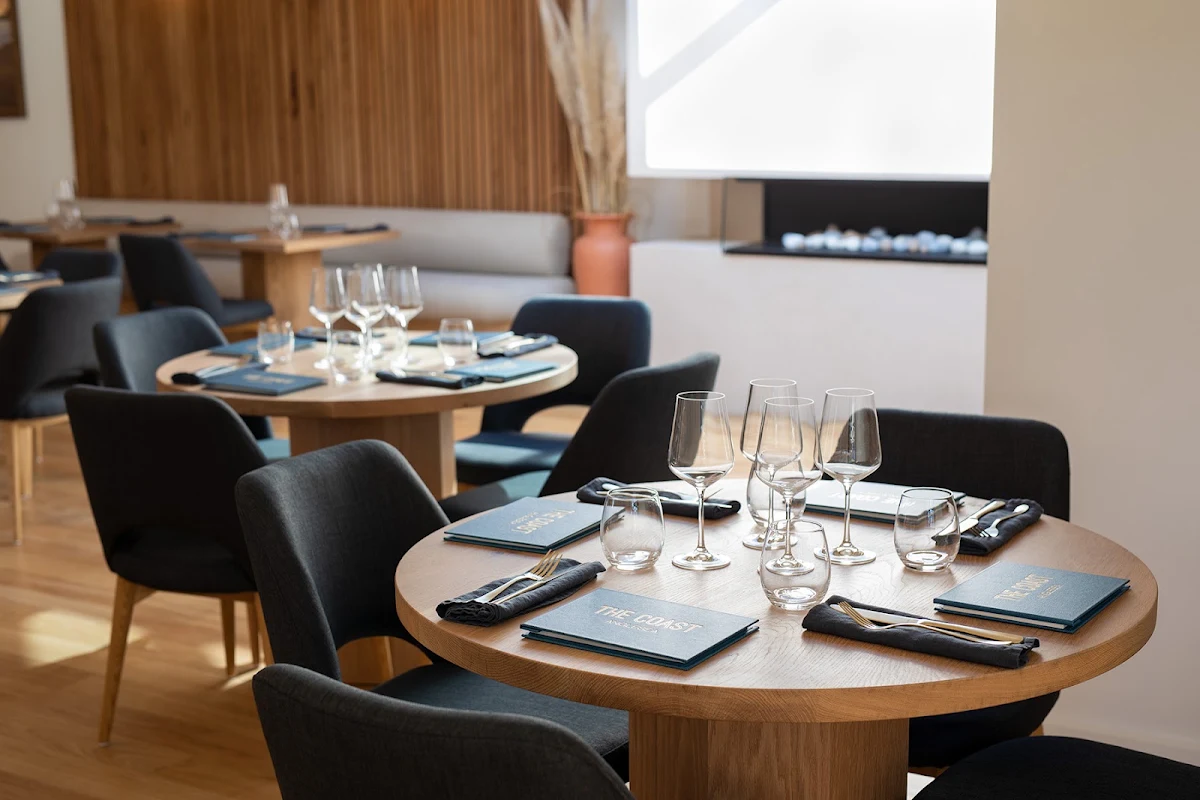 Vibe, The Coast Restaurant