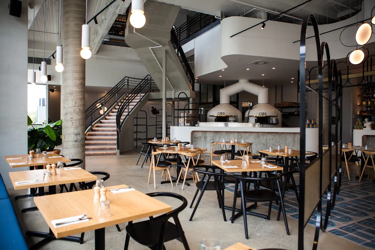 Vibe, Casa Cibo