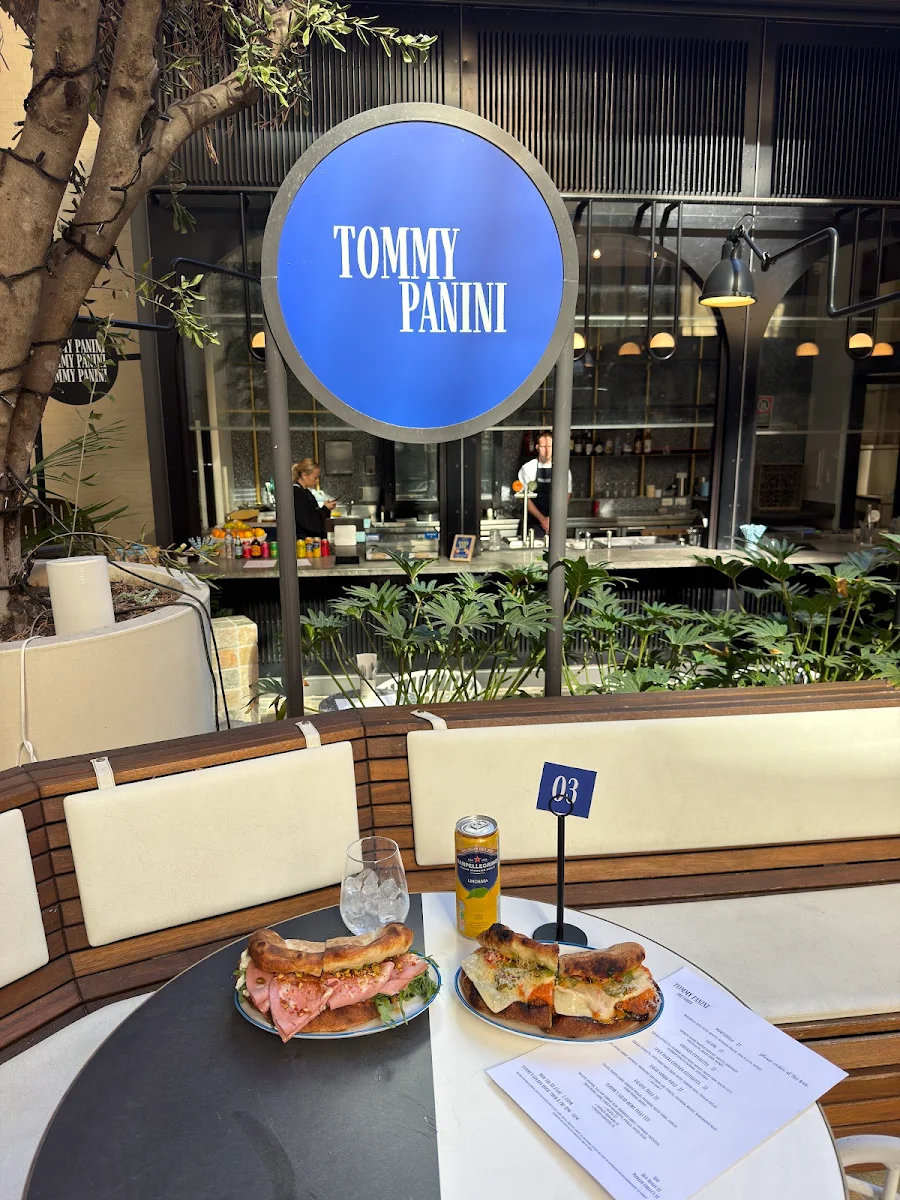 Food & drink, Tommy Panini