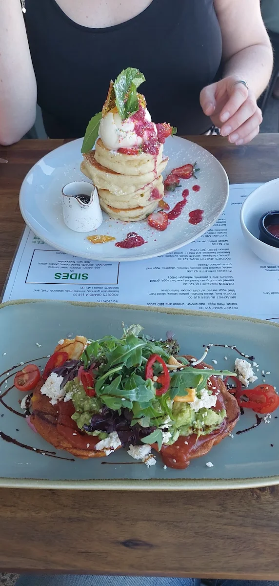 Menu, Foodie's Bakery and Cafe restaurant