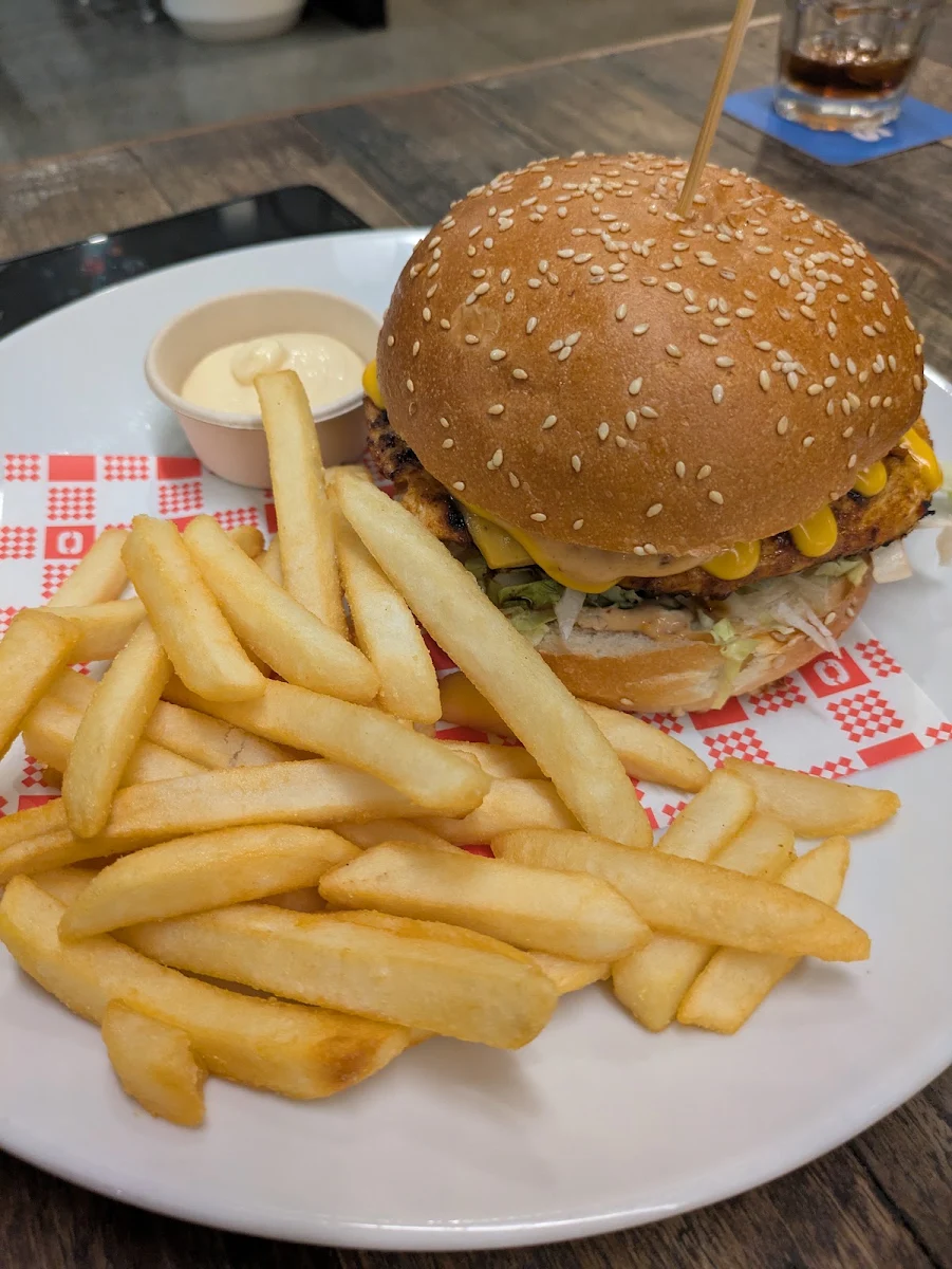 Food & drink, Banksia Hotel