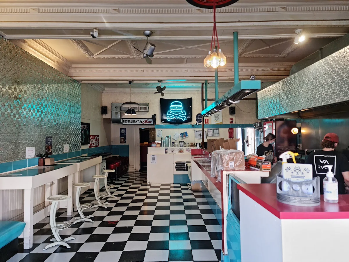 Vibe, Kustom Burgers Thornbury
