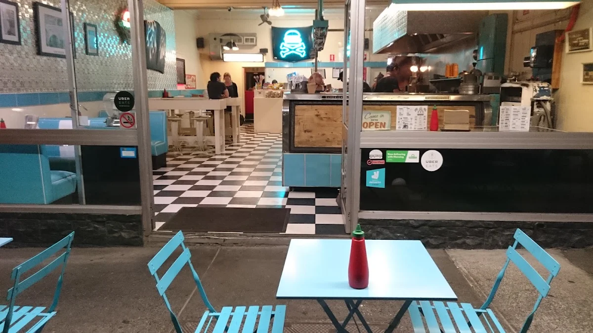 Vibe, Kustom Burgers Thornbury