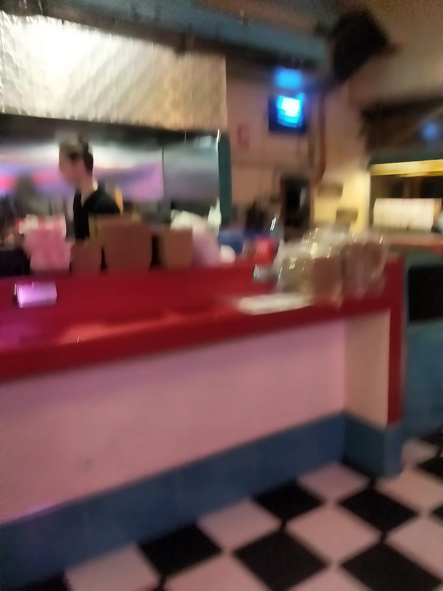 Vibe, Kustom Burgers Thornbury