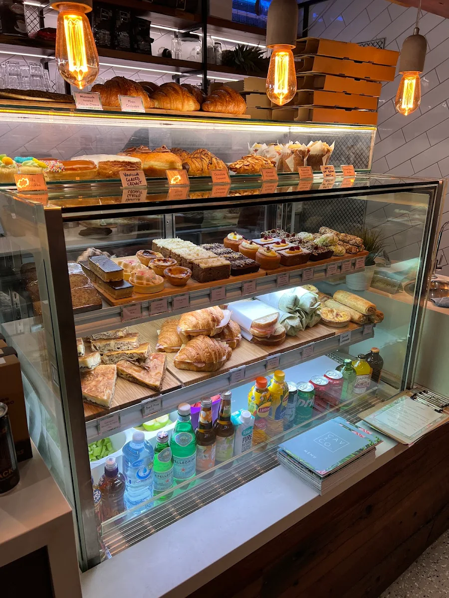 Vibe, CAV & CO. Cafe