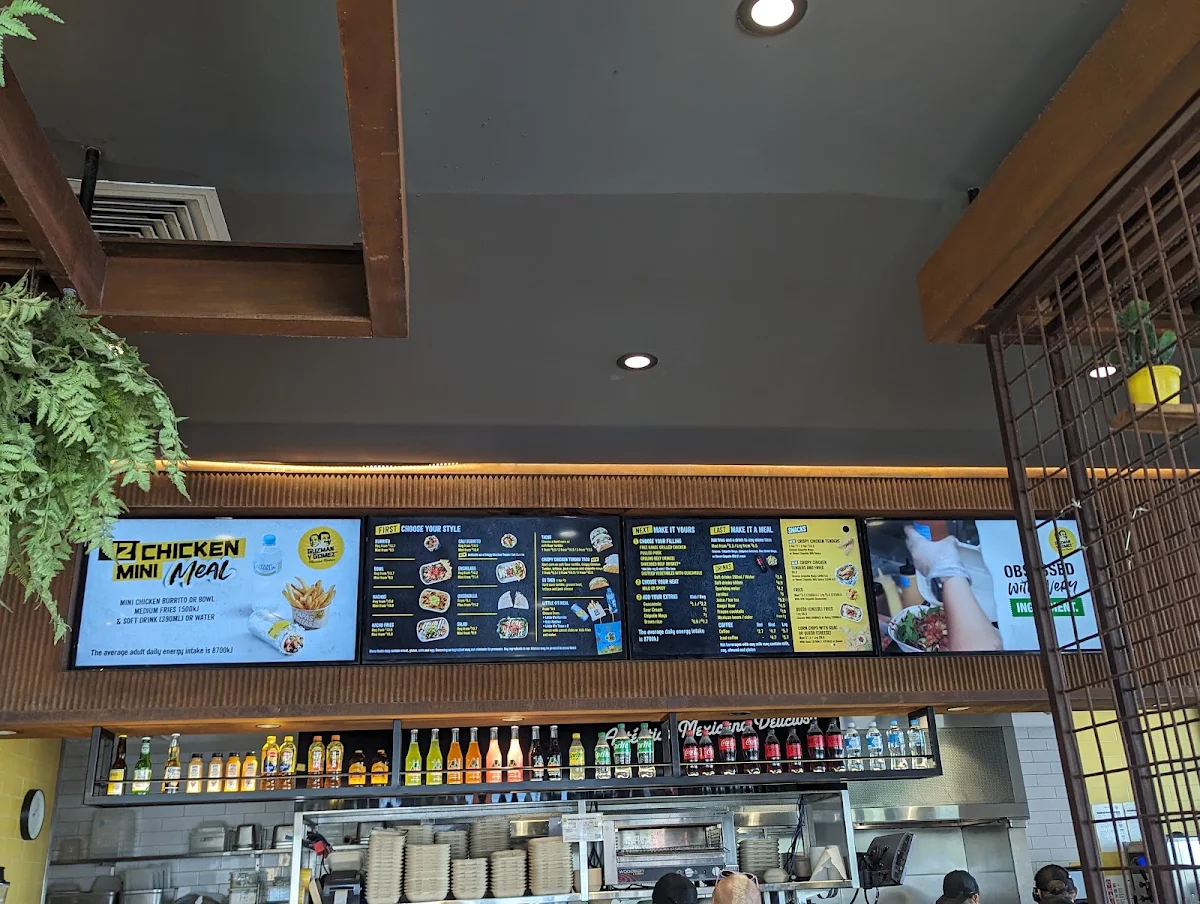 Menu, Guzman y Gomez - Birtinya