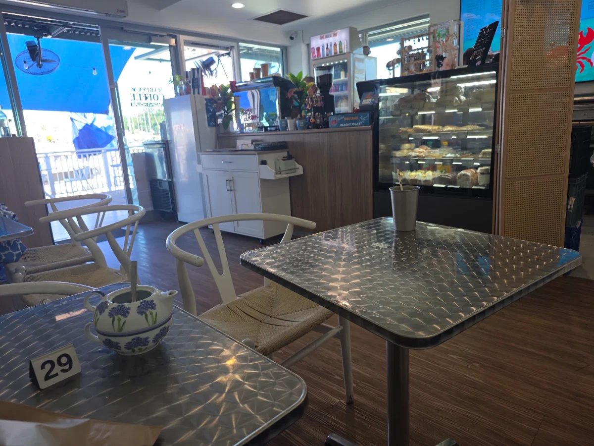 Vibe, Marina Coffee
