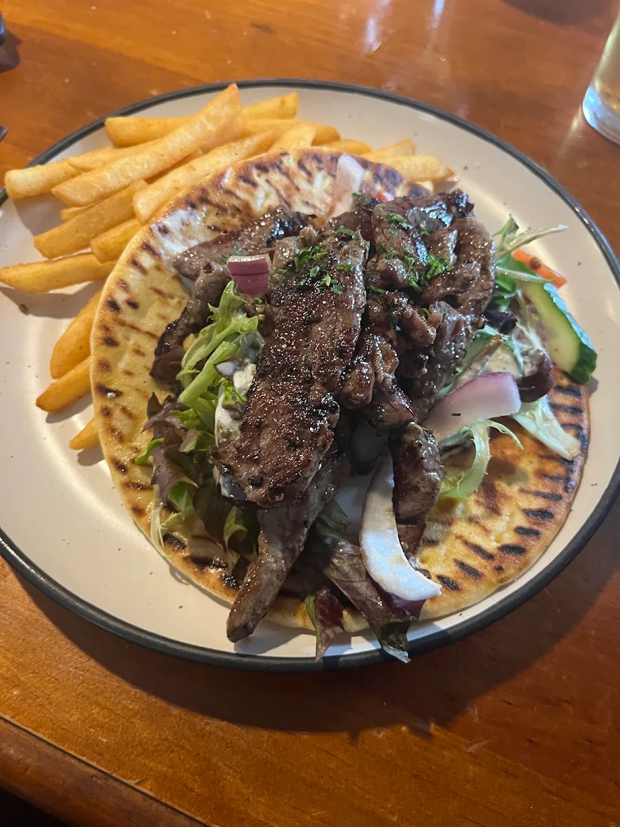 Food & drink, Golden Vine Hotel