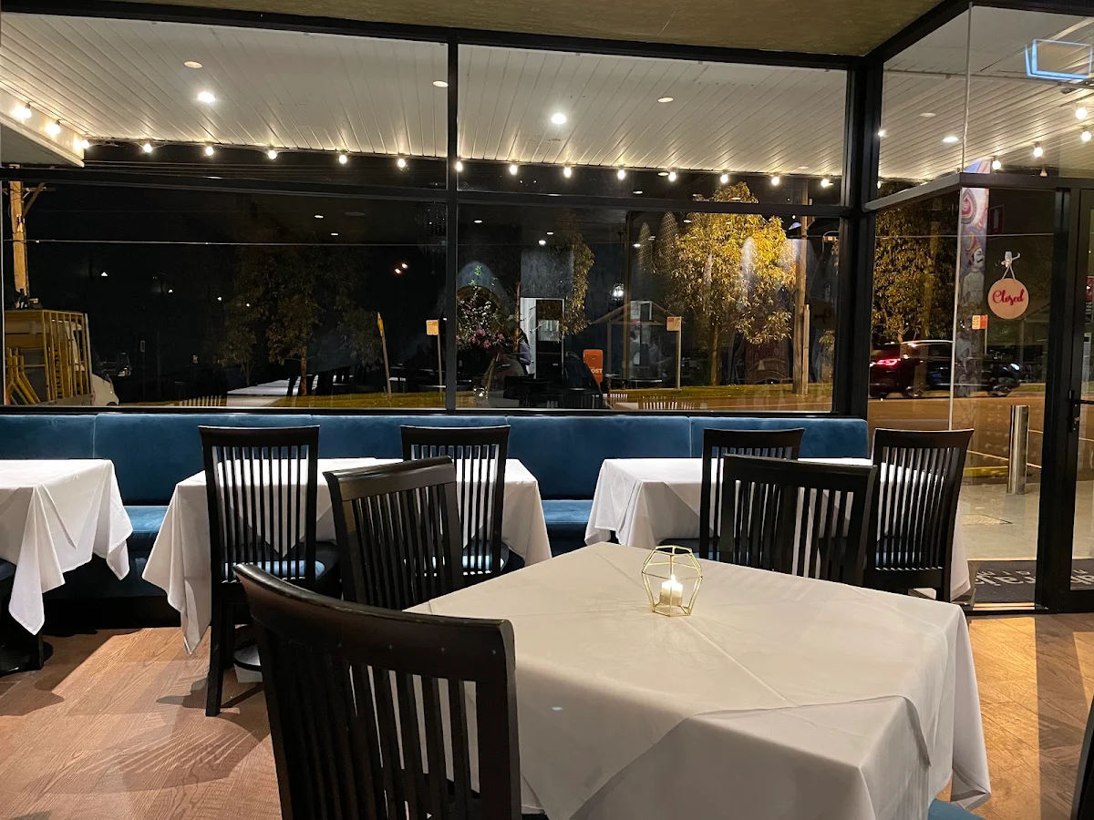 Vibe, Maharaja's on Carmen