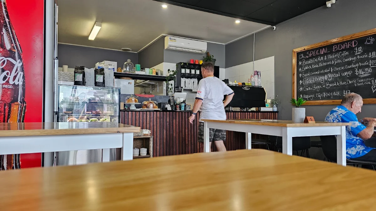 Vibe, Little Buddha Coffee House