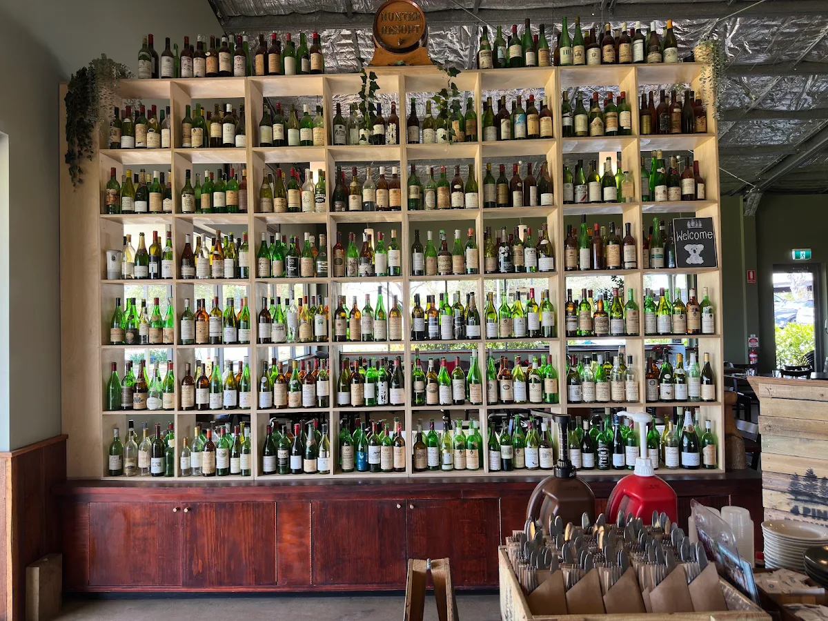Vibe, 4 Pines at the Farm + Barrel Bistro - Hunter Valley