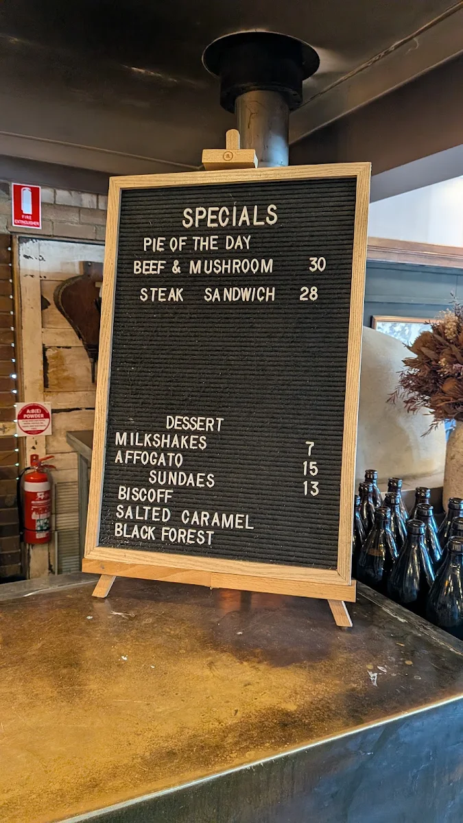 Menu, Sutton Forest Inn