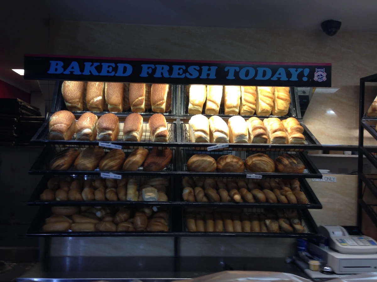 Vibe, DIMO Bakery