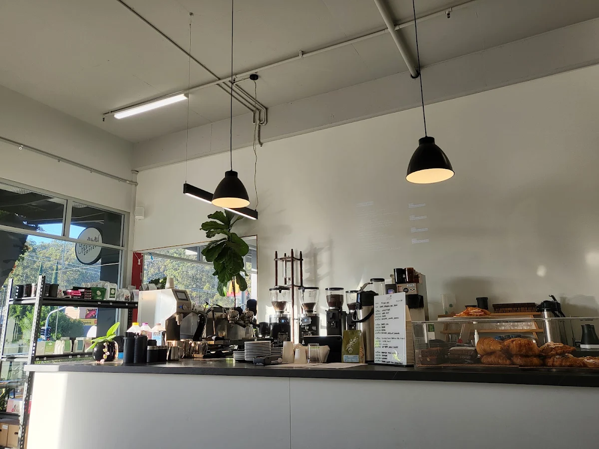 Vibe, Supernumerary Coffee