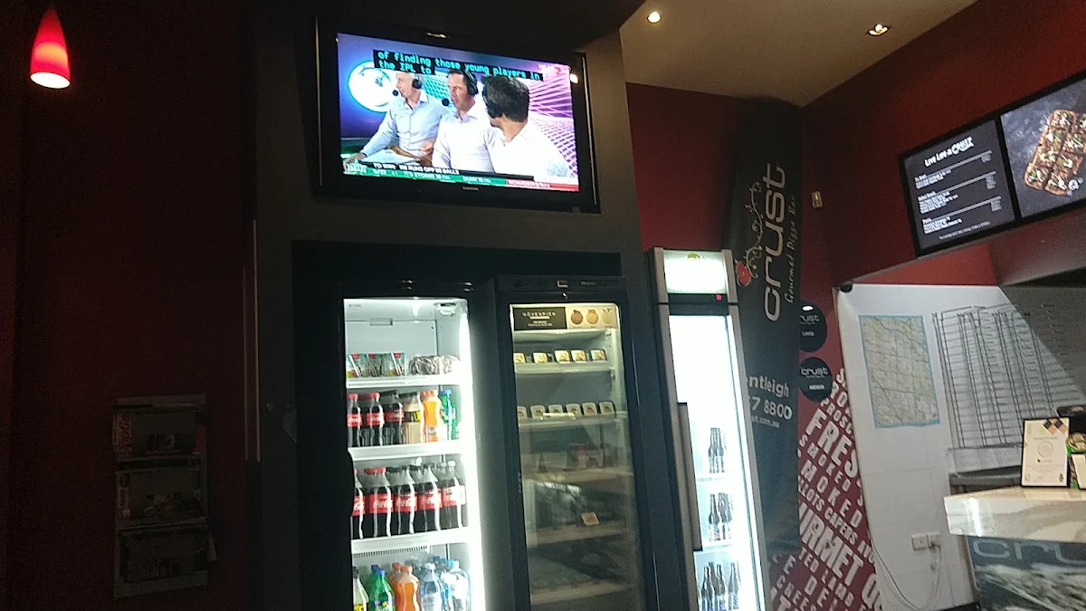 Vibe, Crust Pizza Bentleigh