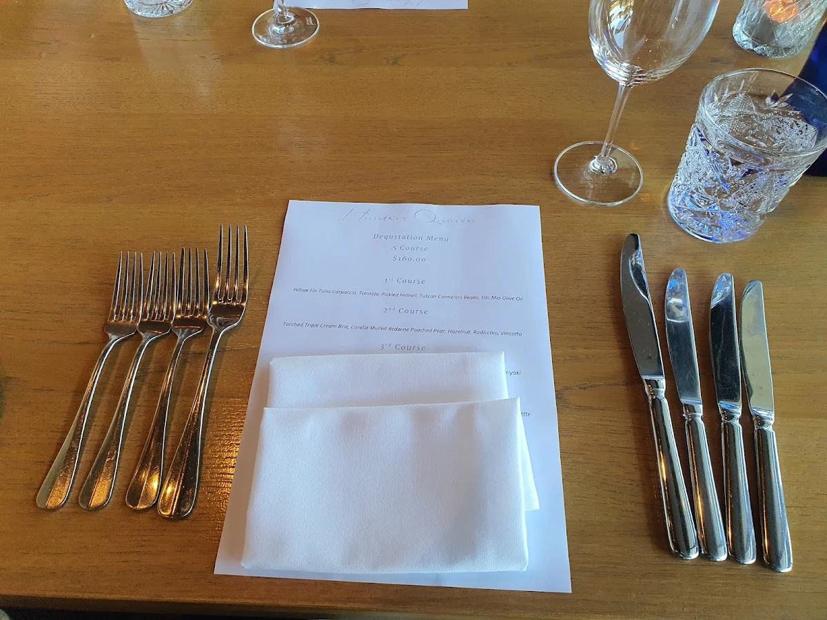Menu, Hunters Quarter