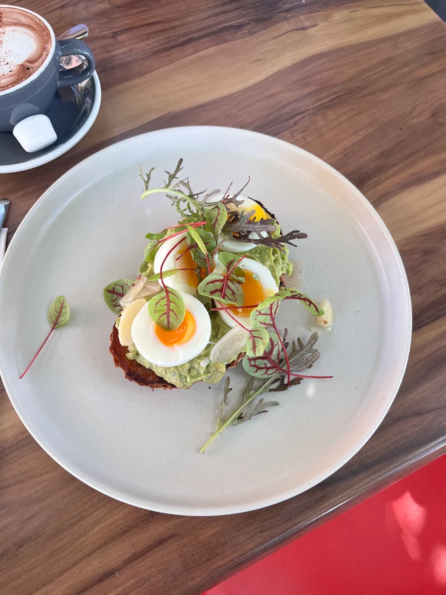 Food & drink, Point of View Cafe