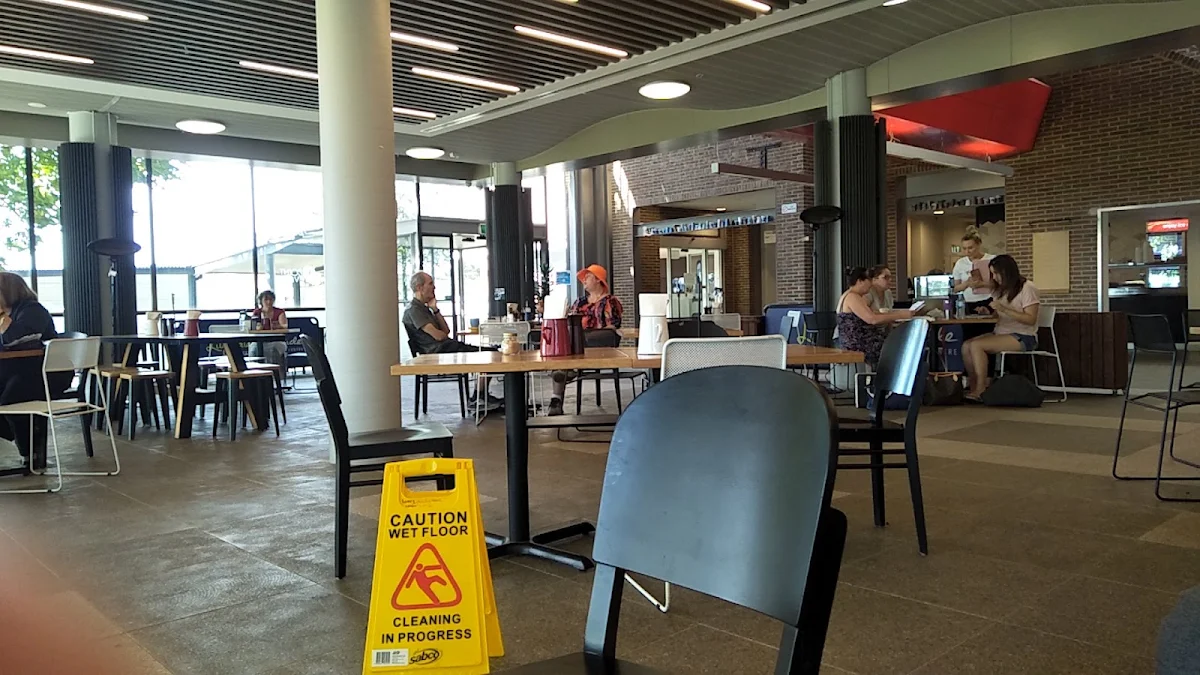 Vibe, Point of View Cafe