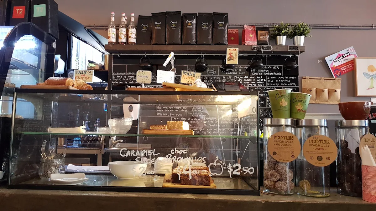 Vibe, Fernside Coffee Shoppe