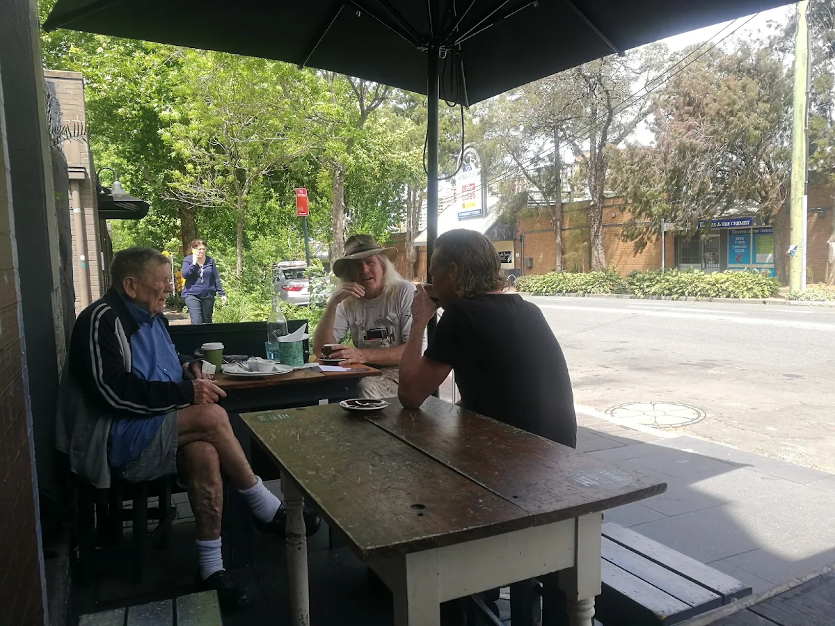 Vibe, Fernside Coffee Shoppe