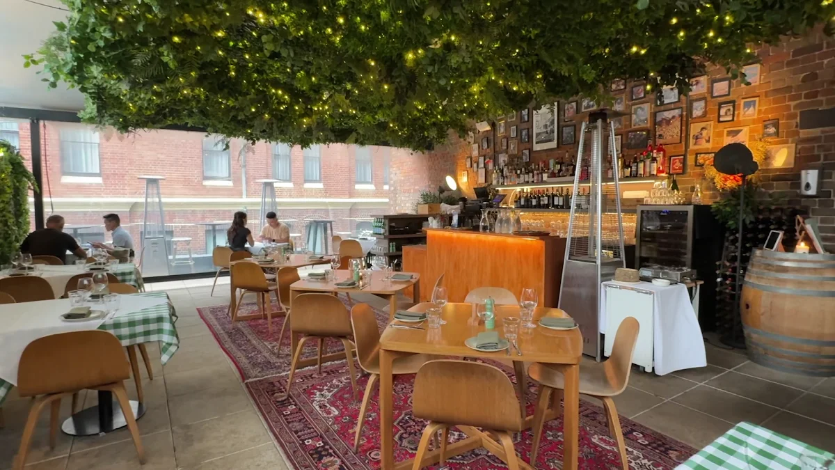 Vibe, La Terrazza Osteria Verde