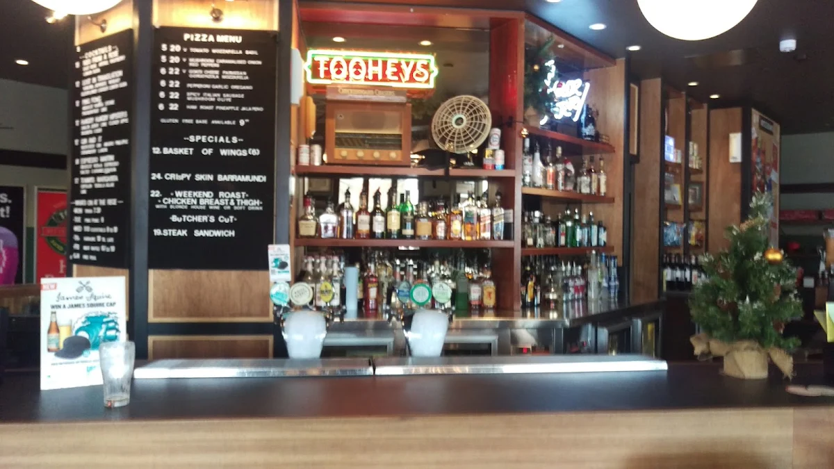 Vibe, Regent Hotel