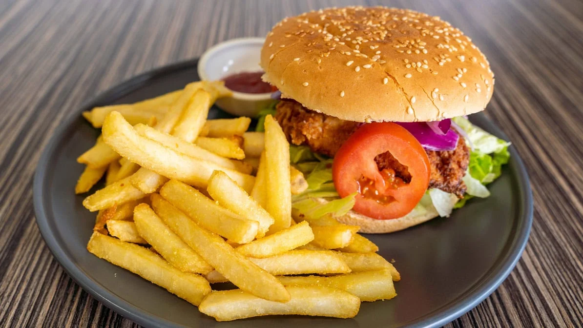 Food & drink, MIF Burger & Grill