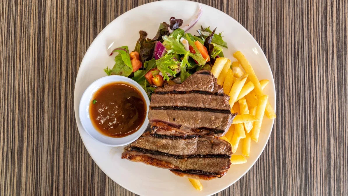 Food & drink, MIF Burger & Grill