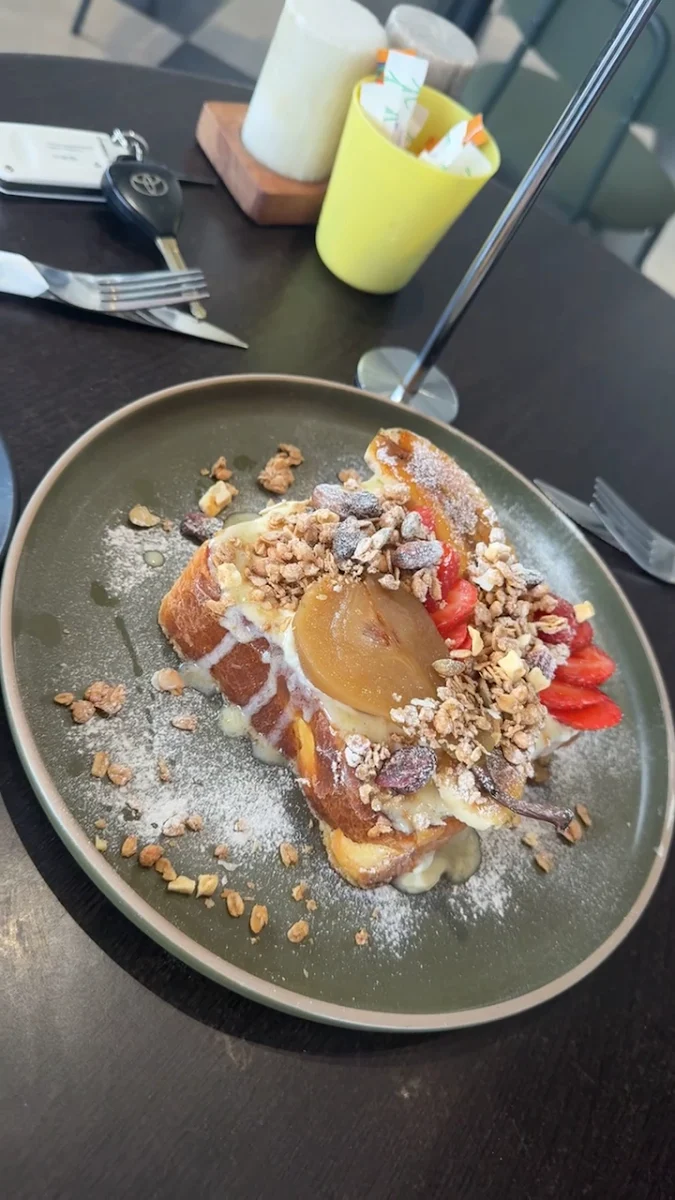 Food & drink, Double Yolk