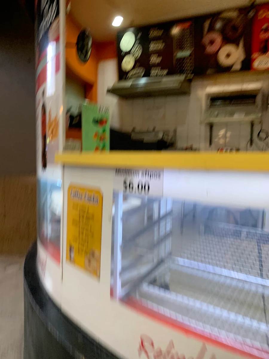 Vibe, Donut Inn