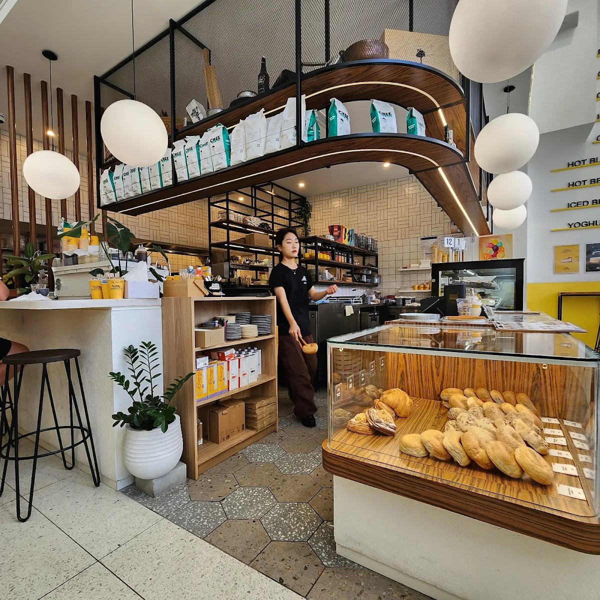 Vibe, The Smelly Cheesecake Eastwood