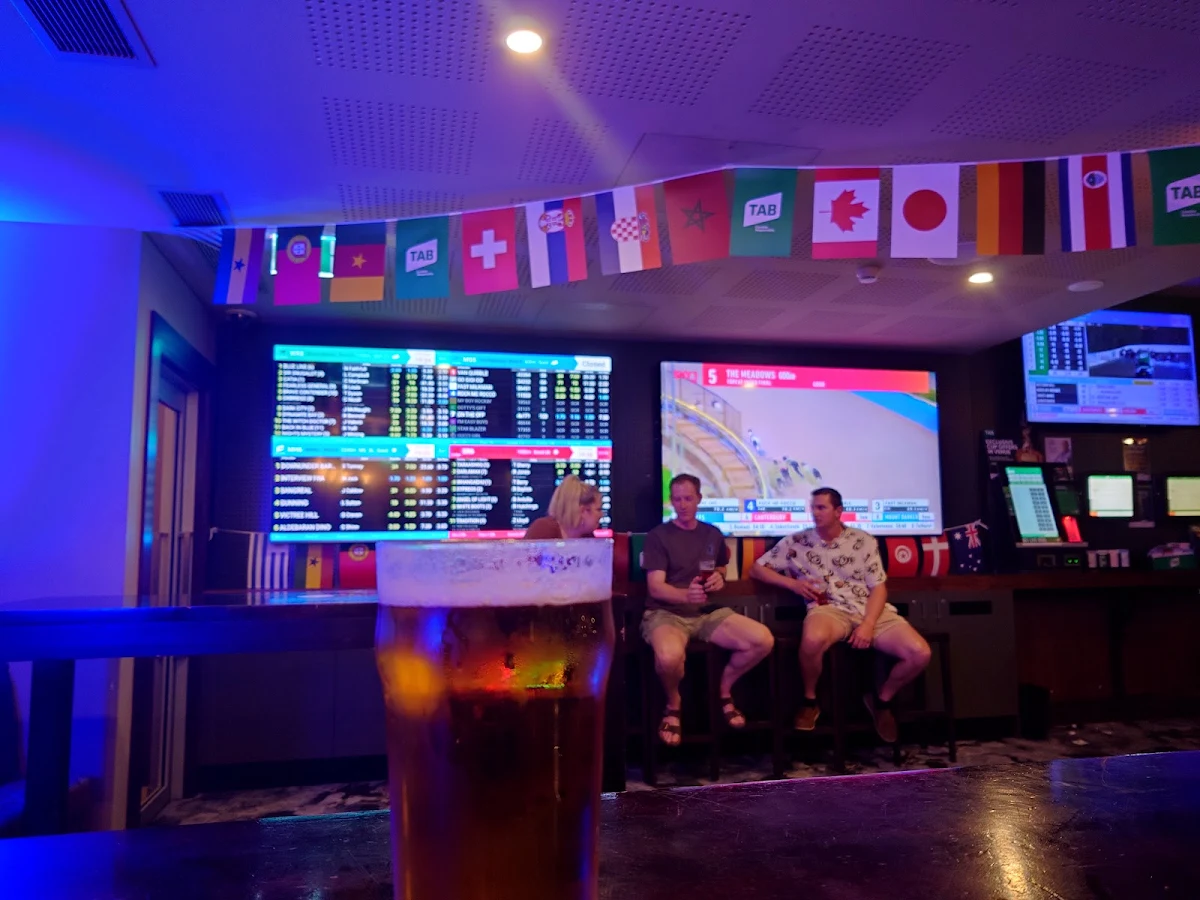Vibe, Waterloo Hotel