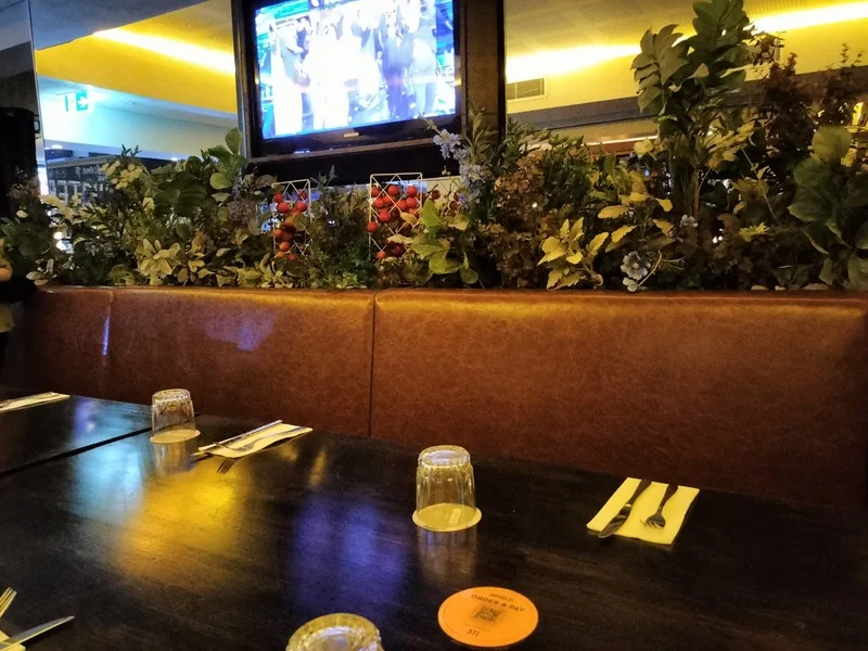 Vibe, Waterloo Hotel