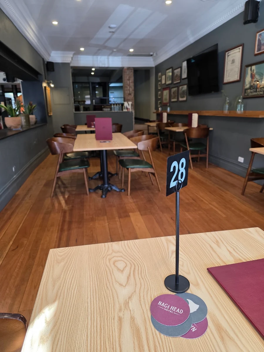 Vibe, Nag's Head Hotel, Glebe