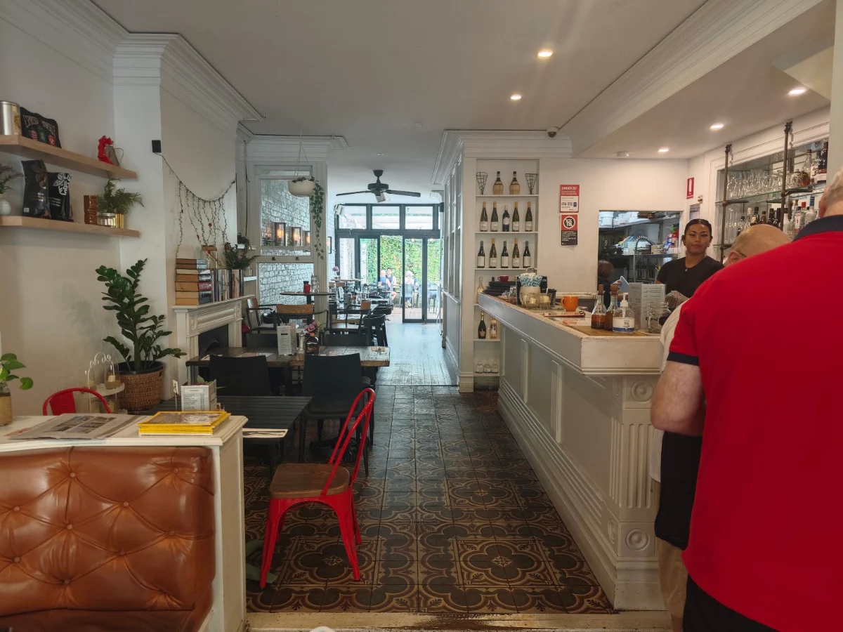 Vibe, Mammas Bar & Kitchen