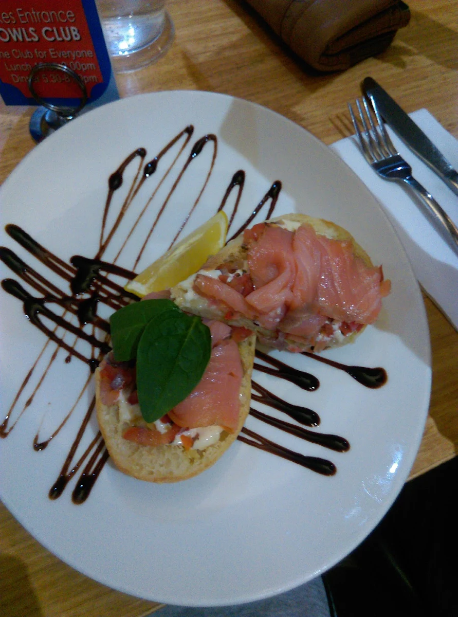 Food & drink, Zephyr Restaurant