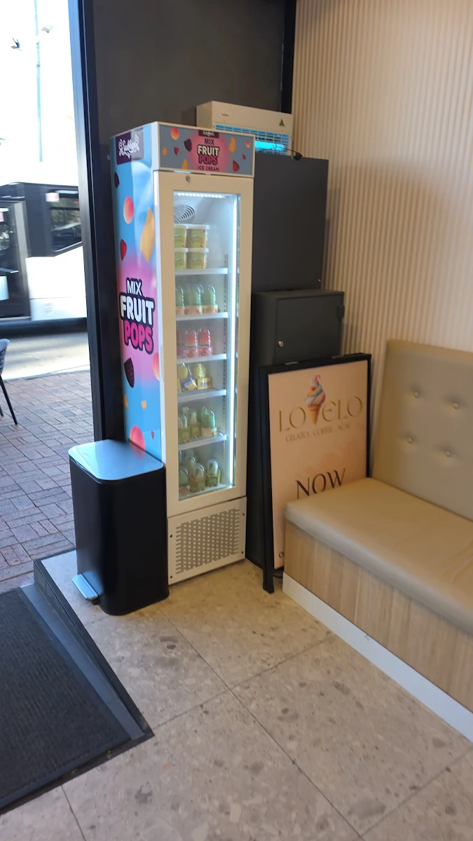 Vibe, Lovelo Cafe