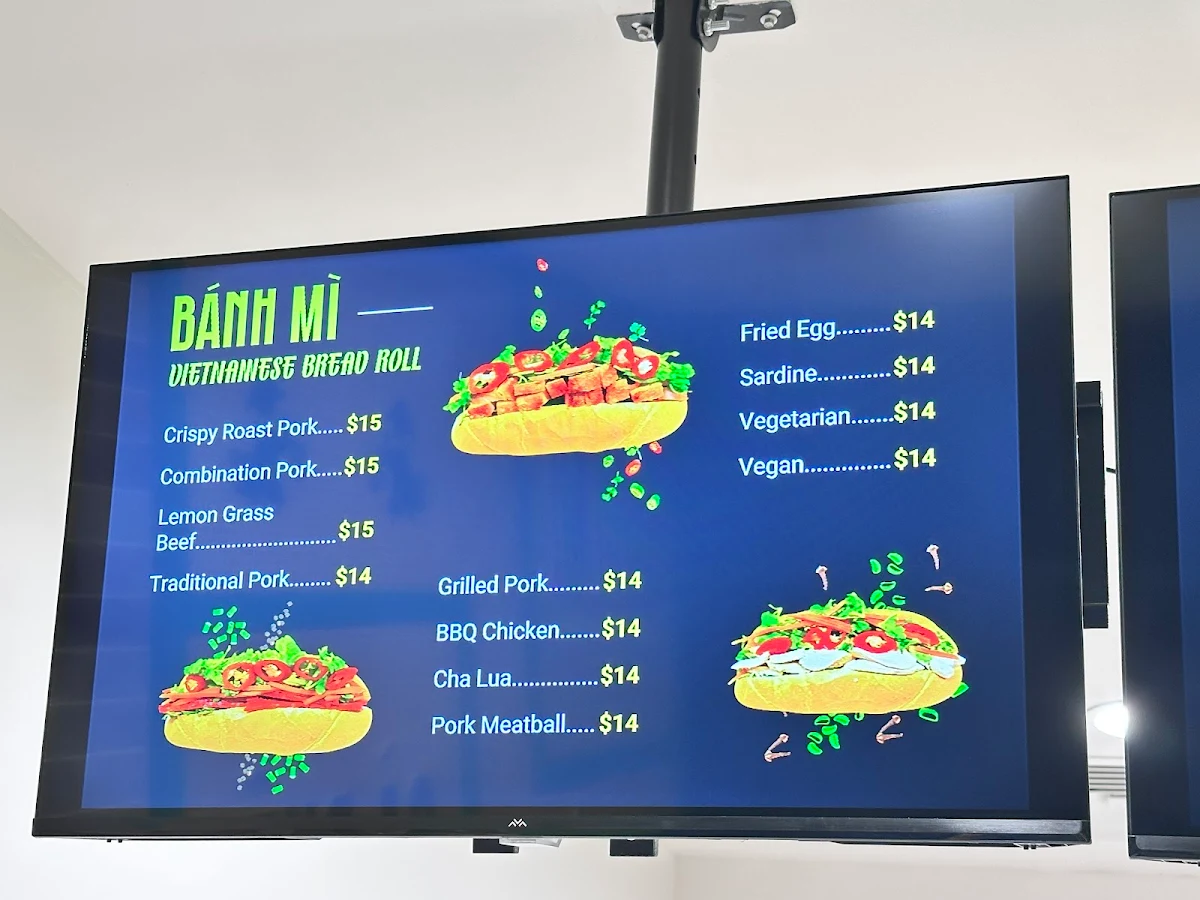 Menu, Bánh Mì Phương Nga