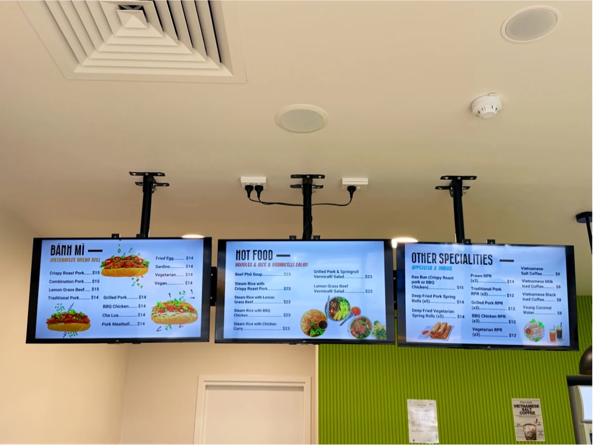 Menu, Bánh Mì Phương Nga