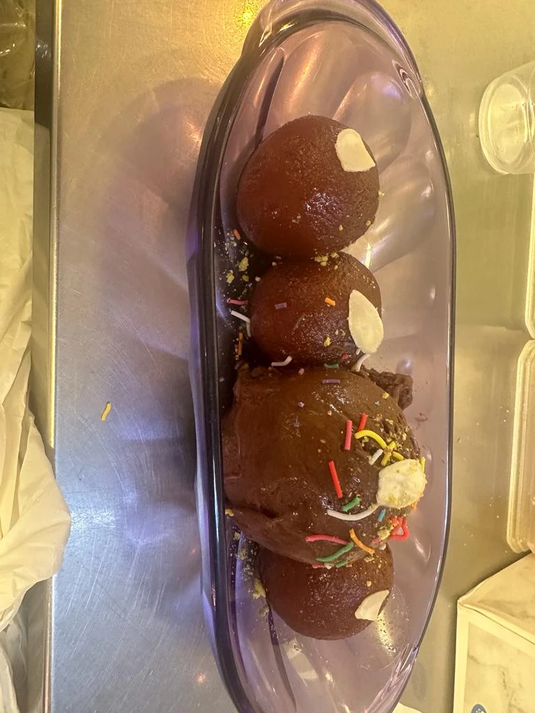Food & drink, Giani’s Delicacies