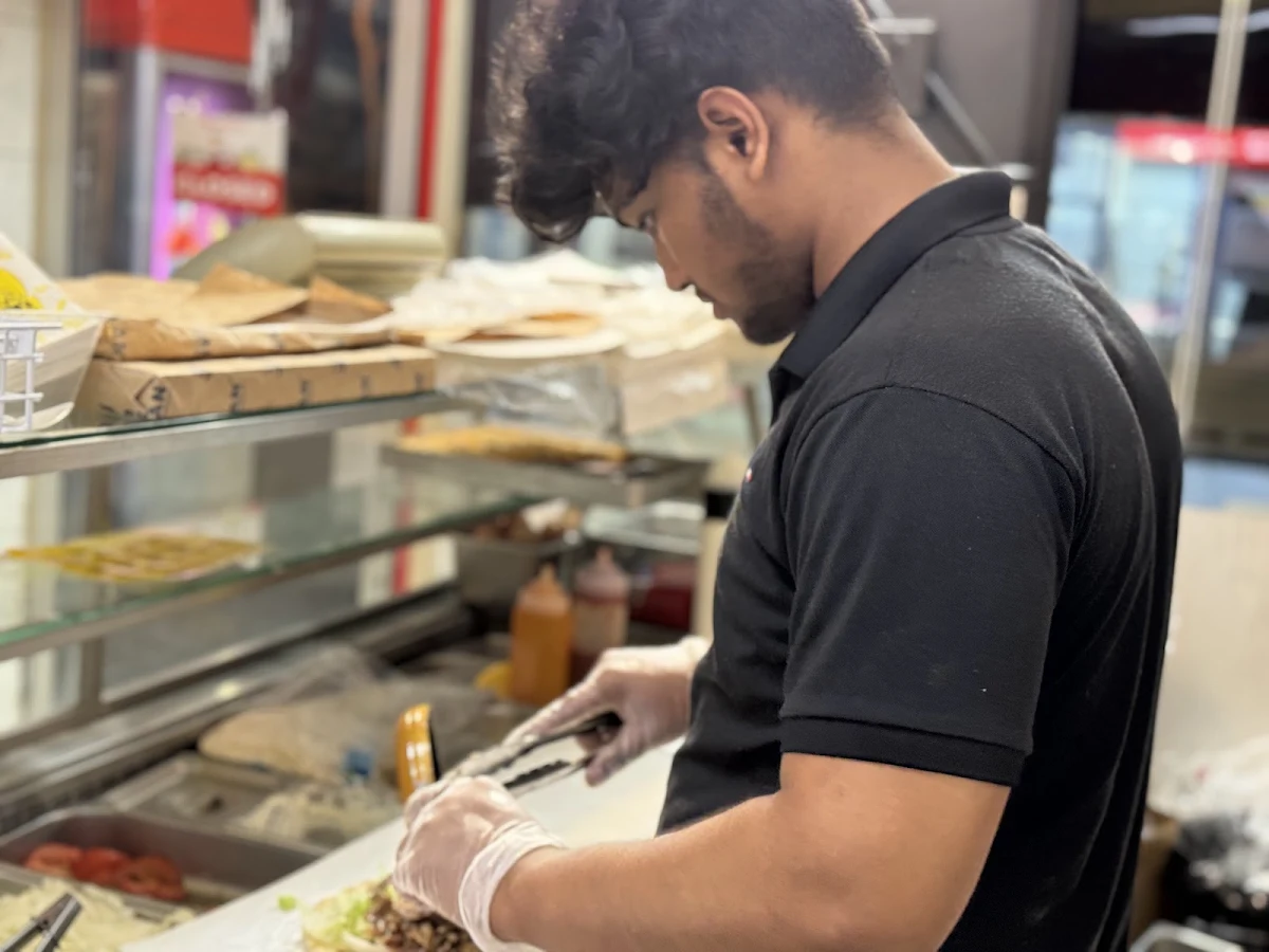 Vibe, Angie's kebabs & Burgers ( Fitzroy North, Halal )